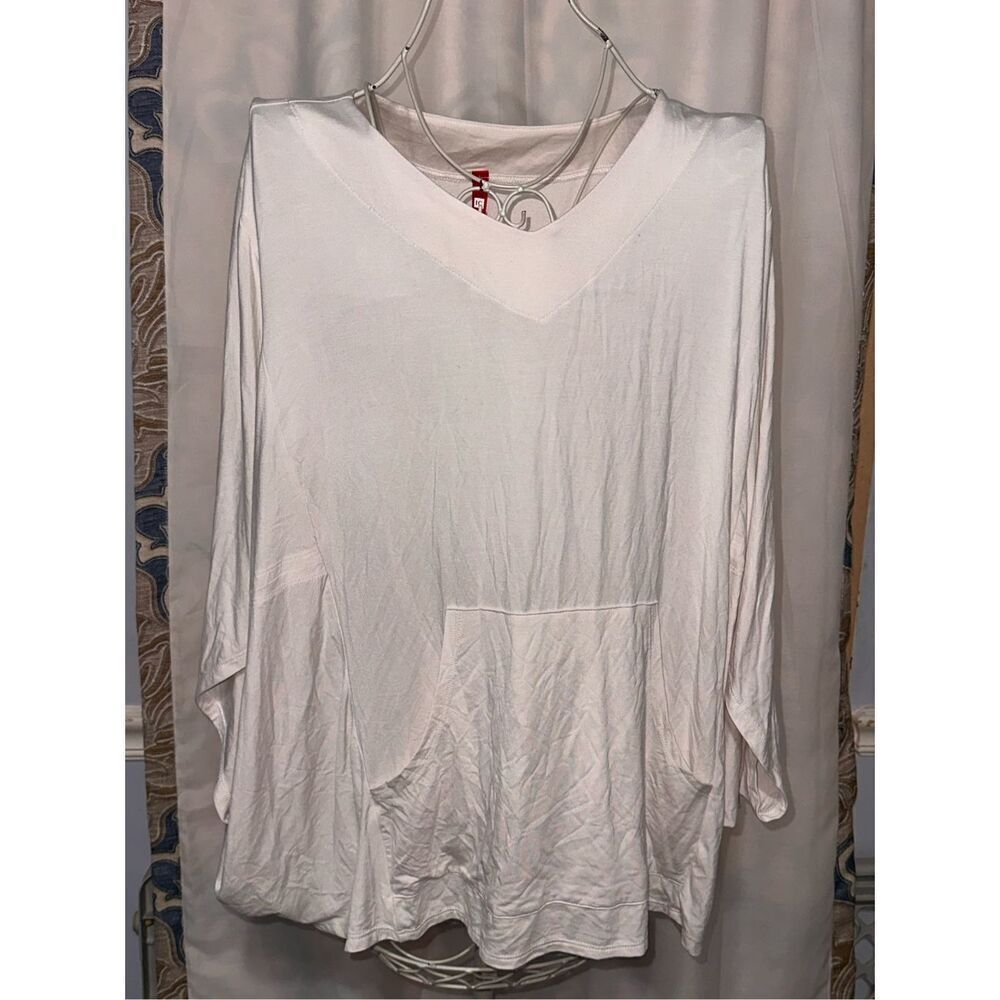 BEAUTIFUL IC Collection Triangle Tunic Top cream/white colored Sz Medium‎ Blouse